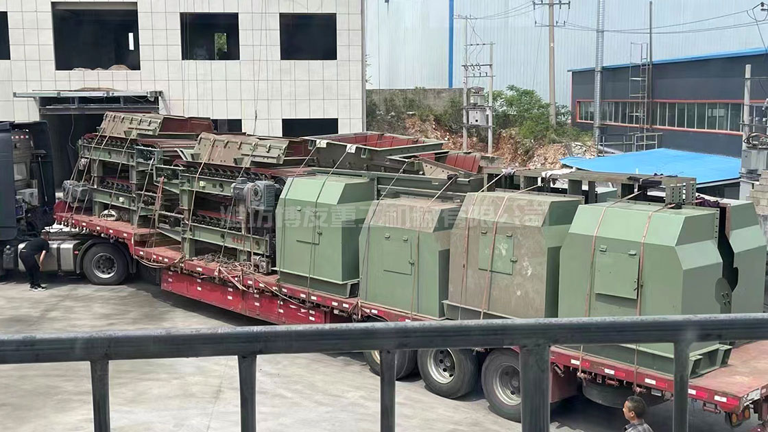 周口鋼鐵發貨現場